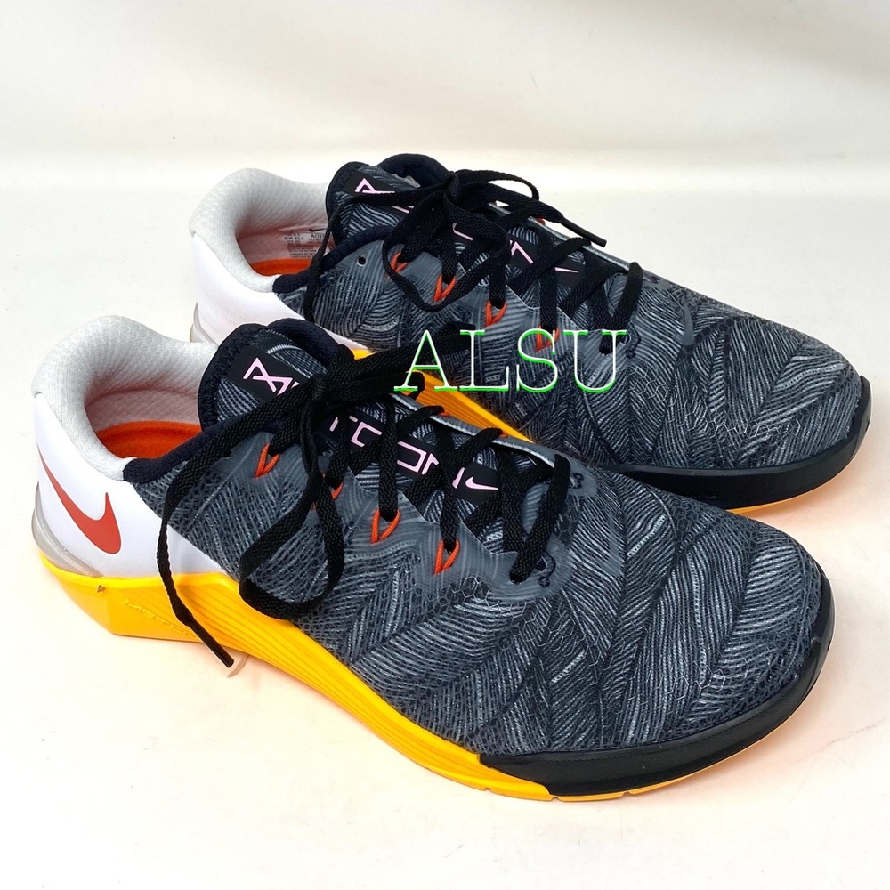 Nike Metcon 5 Black Yellow Women’s Sneakers - Picture 2 of 8